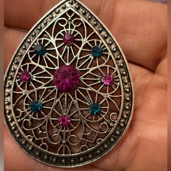 Paparazzi Silver Pink Necklace with Teardrop Pendant - Picture 3 of 3